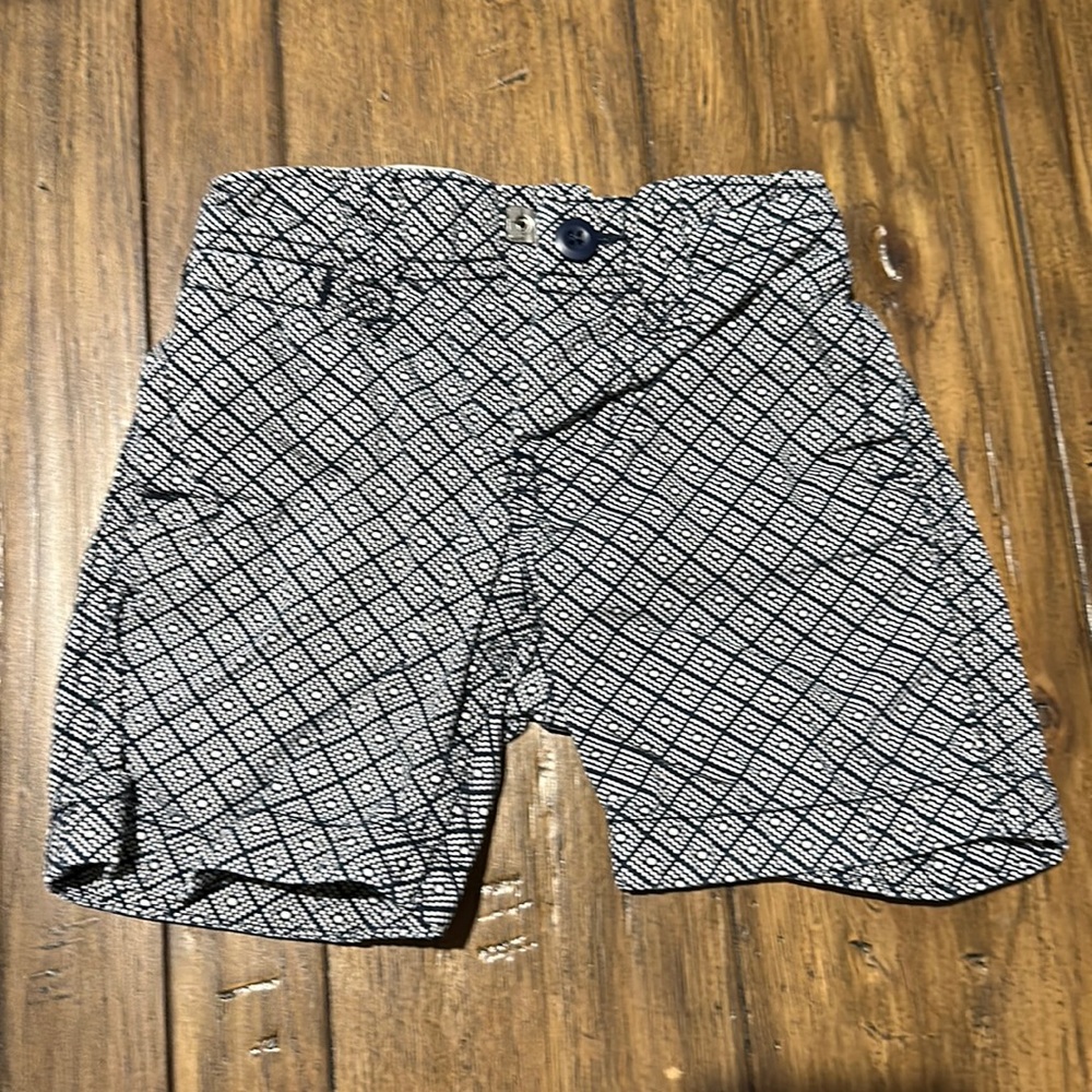 Baby Gap boys 12-18 month shorts